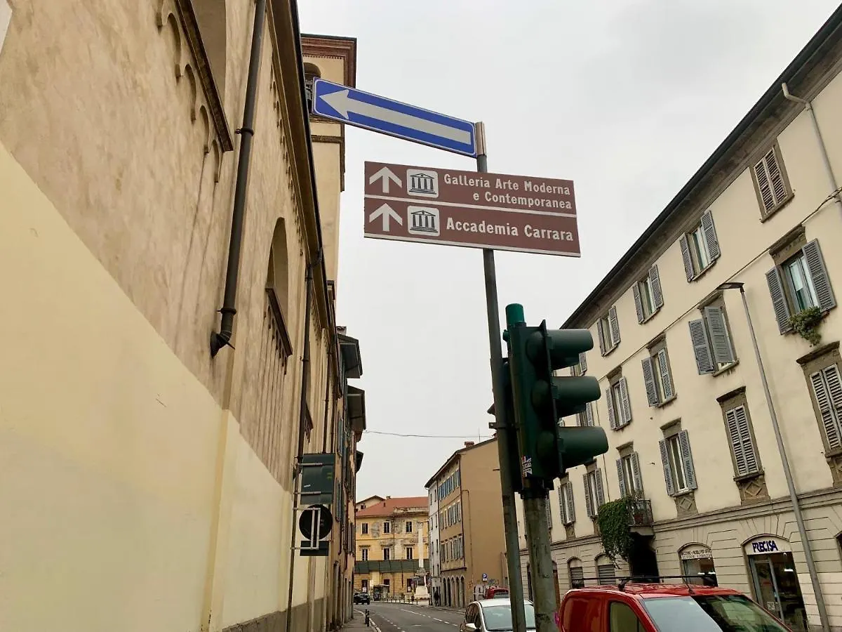 Casetta Margherita - Bergamo Strategic Position Apartment